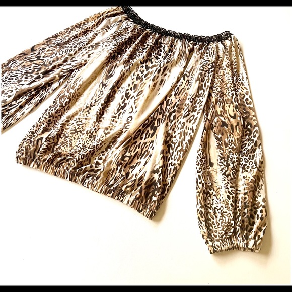 Boston Proper Leopard Cold Shoulder Blouse Top - Picture 3 of 8